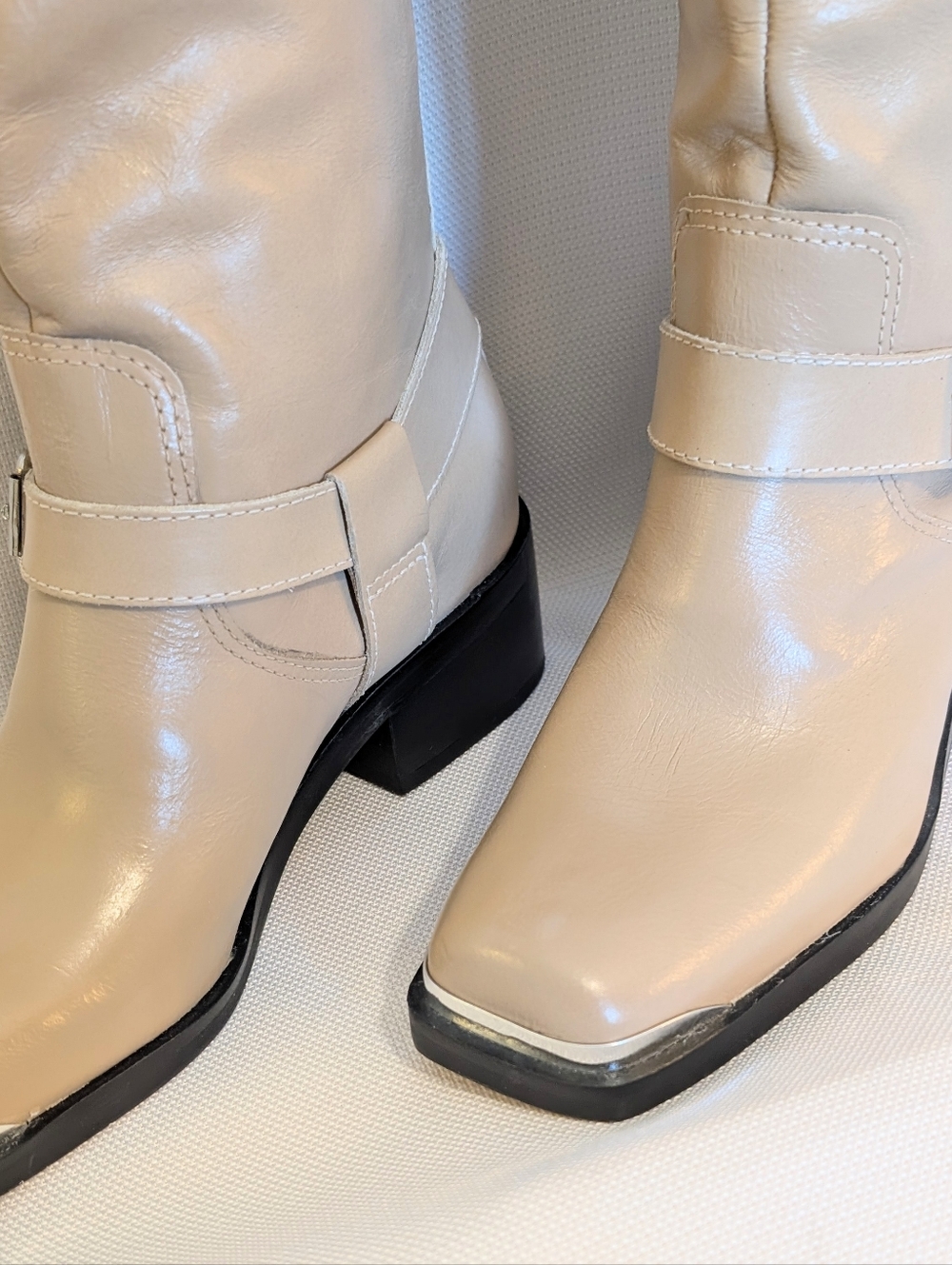 Dolce Vita New Camel Tan Soft Leather Buckle Detail Boots Size 8 Brazil - Picture 3 of 10